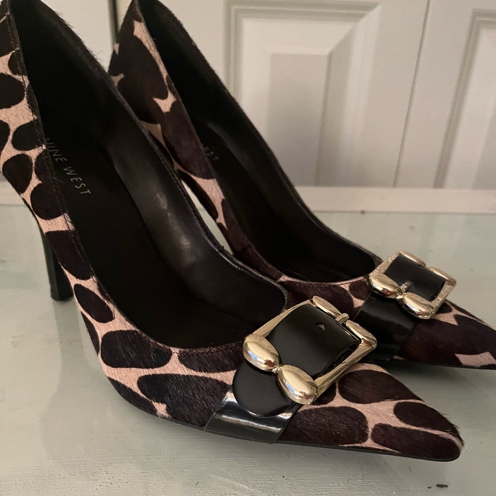 Stunning Heels! Giraffe Pattern - image 1